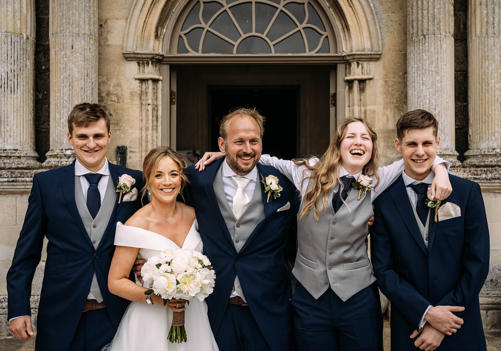 hannah_stuart_and_kids_davidscholesphotography